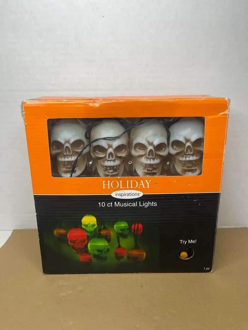 Gemmy Holiday Inspirations 10 ct Musical Skull Halloween String Lights